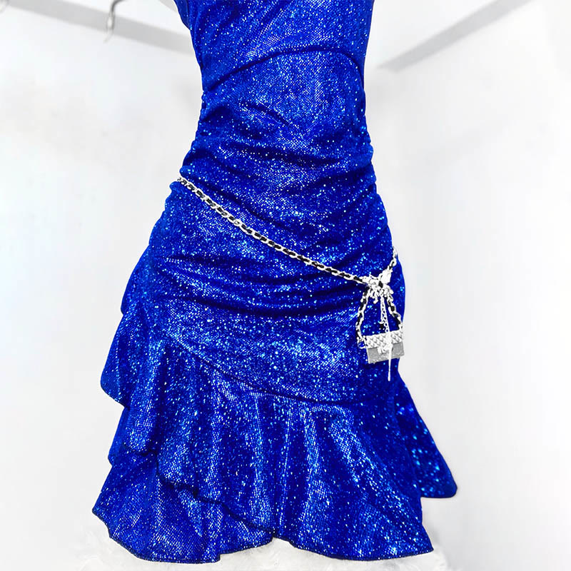 Robe sirène à imprimé tête de mort scintillante et queue de poisson bleue