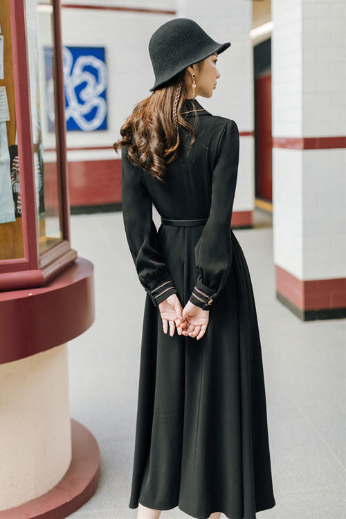 Navy Vintage Classic Lolita Dress with Lapel Collar and Long Sleeves