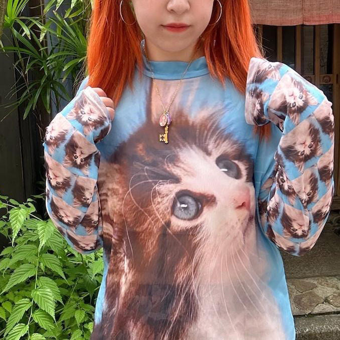 Long Graphic Sleeve Cats Everywhere