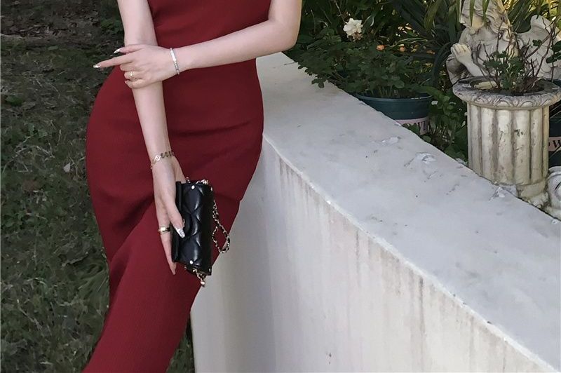 V-Neck Sleeveless Slim-Fit Dress Plain Halter