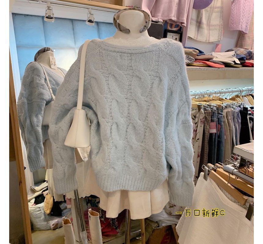 Oversized Cable Knit Cardigan and Lace Top Combo
