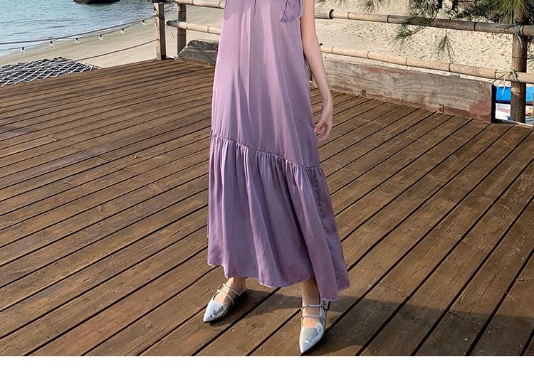 Sleeveless Crewneck Plain Maxi A-Line Dress