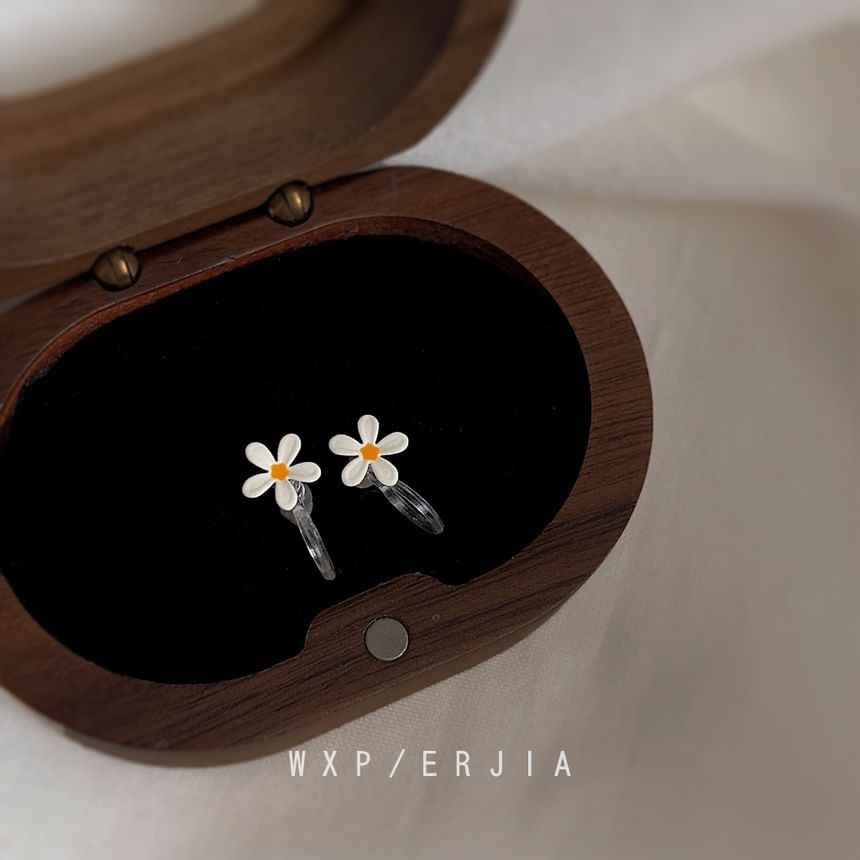 Flower Cuff Earring