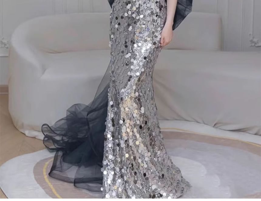 Choker-Neck Bow Back Sequined Bodycon Evening Gown