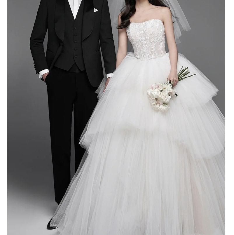 Strapless Tiered Tulle Wedding Ball Gown