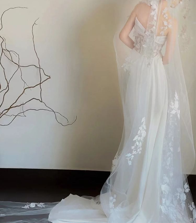 Spaghetti Strap One-Shoulder Floral Lace Panel A-Line Wedding Gown