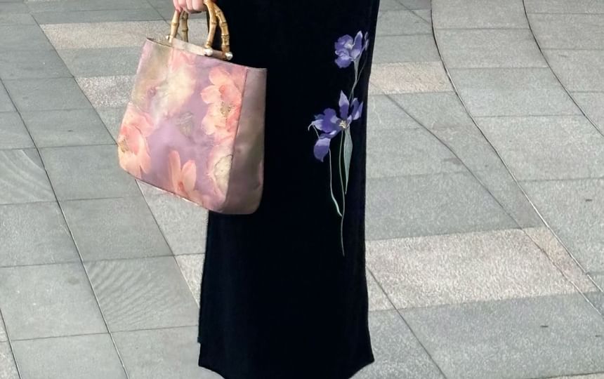 3/4 Sleeve Mandarin Collar Floral Embroidered Velvet Qipao