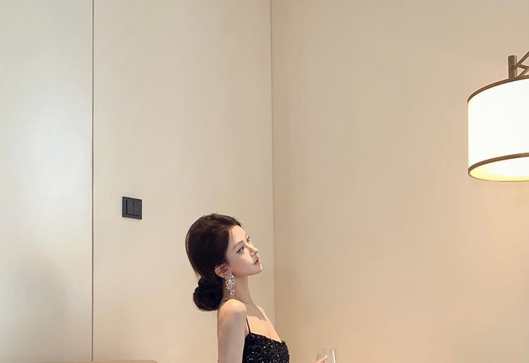 Spaghetti Strap Sequined Cross Back Mermaid Evening Gown