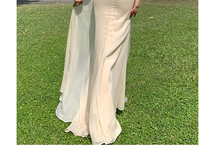 Strapless Two Tone Bow Accent Mermaid Evening Gown