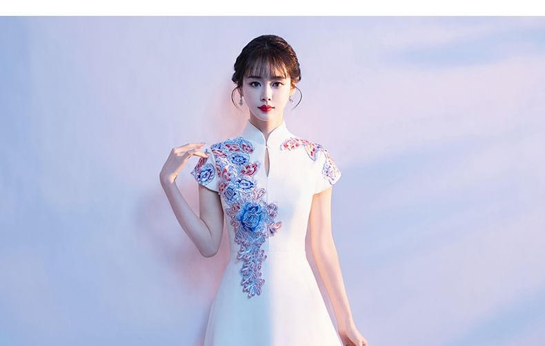 Gown Embroidered A-Line Short-Sleeve Stand Evening Floral Collar