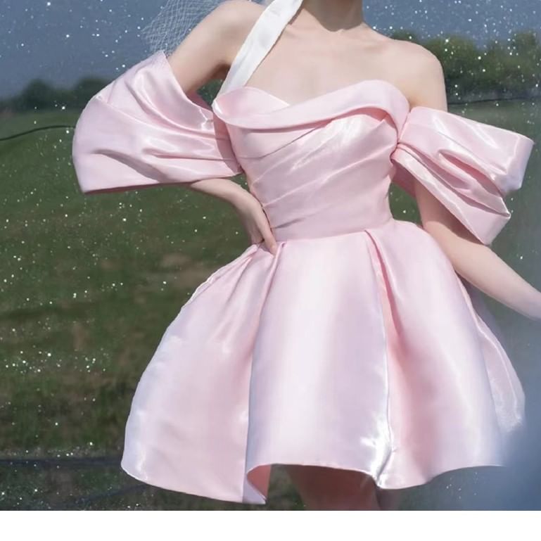 Off Shoulder Puff Sleeve Plain Mini A-Line Cocktail Dress