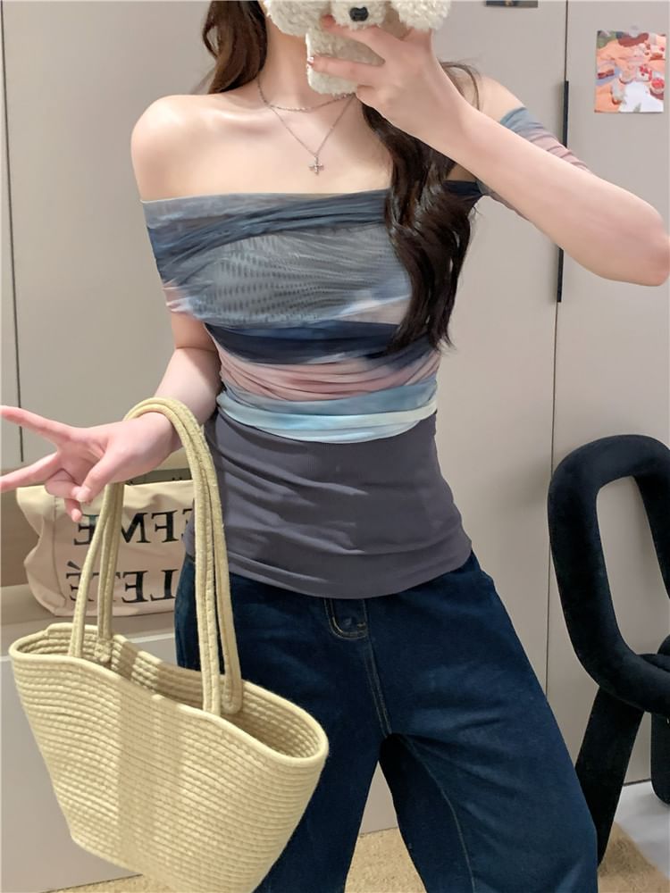 Short-Sleeve Off-Shoulder Color Block Mesh Slim Fit Top