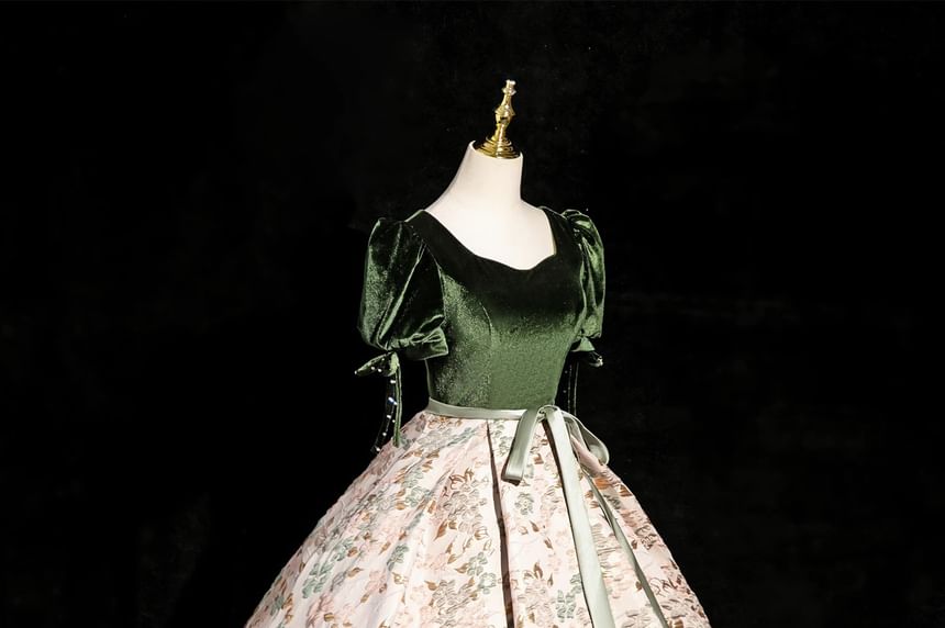 Puff-Sleeve Square Neck Floral Jacquard Velvet Panel Bow Accent Ball Gown