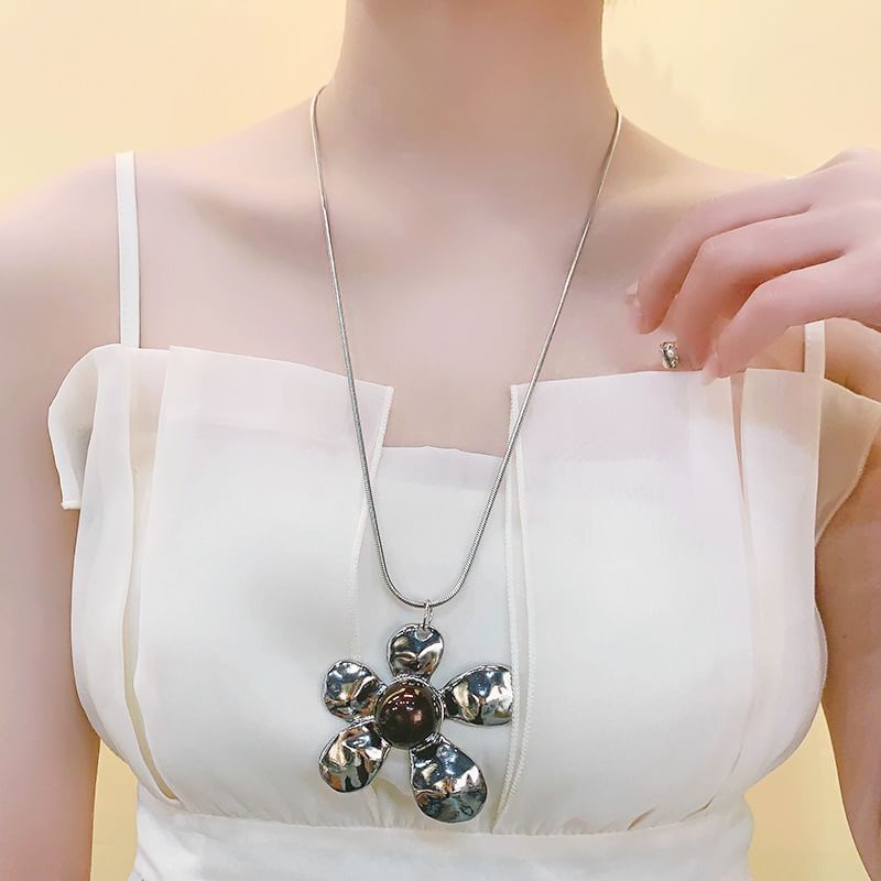 Pendant Necklace Statement Snake Chain Flower