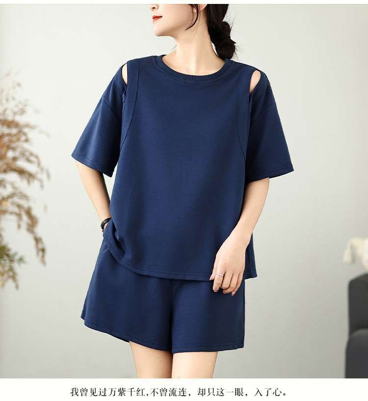 Cold-Shoulder Tee & Mid-Rise Shorts Set, Round-Neck Short-Sleeved