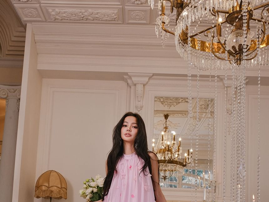 A-Line Evening Mesh Sleeveless Gown Floral Accent