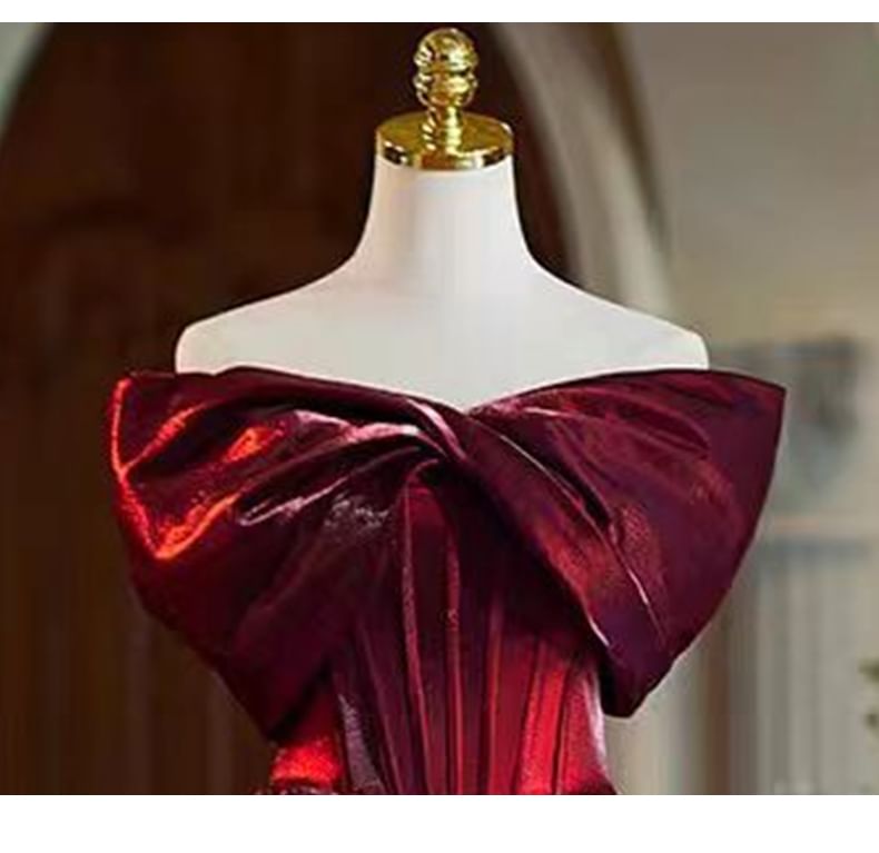 Off Shoulder Plain Gathered A-Line Evening Gown