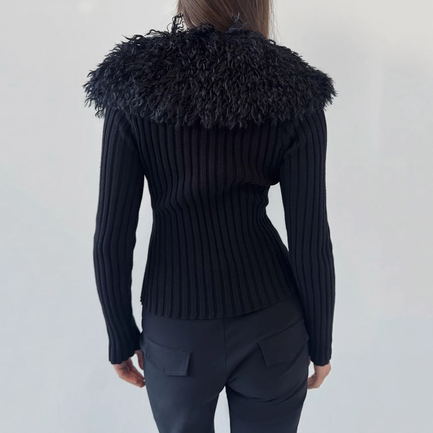 Long Sleeve V-Neck Faux Fur Trim Ribbed-Knit Zip-Up Cardigan