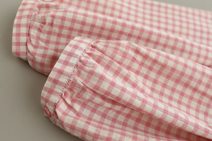 Gingham Blouse with Crew Neckline and Extended Sleeves
