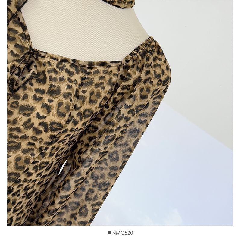 Leopard Print V-Neck Long-Sleeve Shirt
