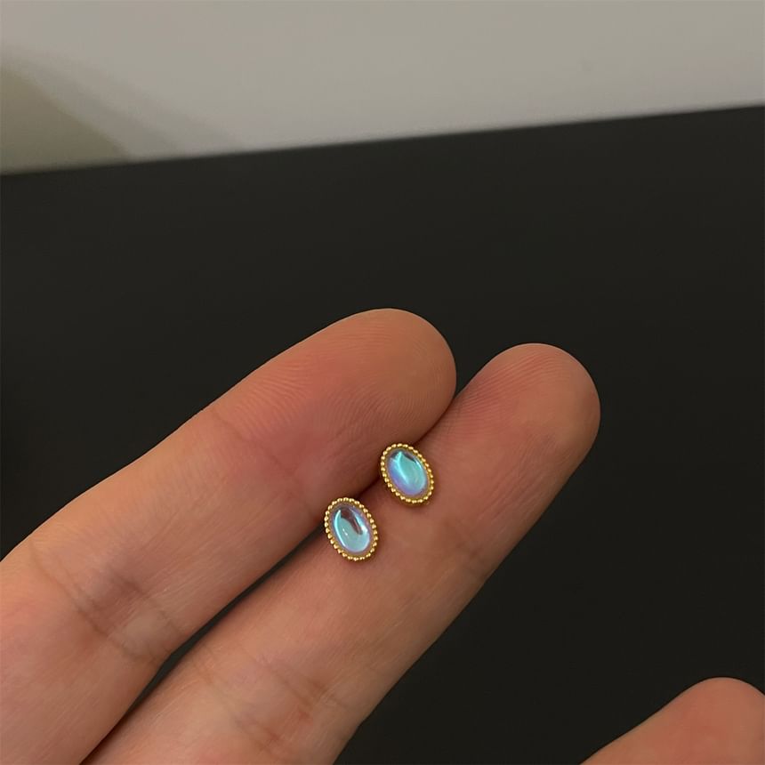 Stone Stud Earring
