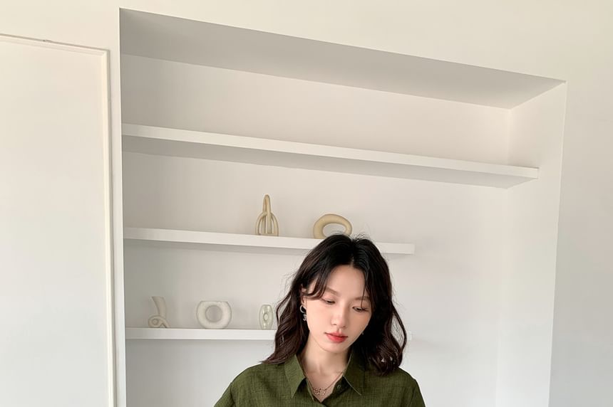 Long-Sleeve Classic Button Shirt