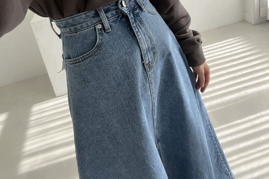 Mid Rise Washed Denim Maxi A-Line Skirt