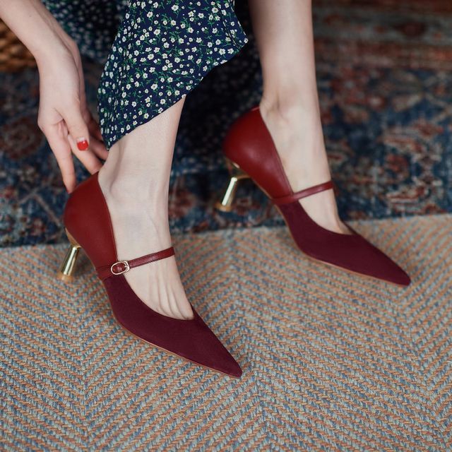 Pointy-Toe Stiletto Heel Mary Jane Pumps
