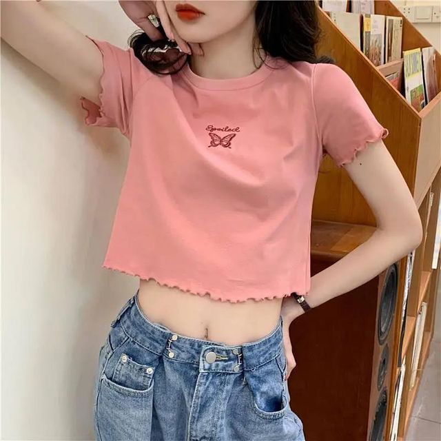 Short-Sleeve Crew Neck Butterfly Embroidered Lettuce Edge Crop T-Shirt