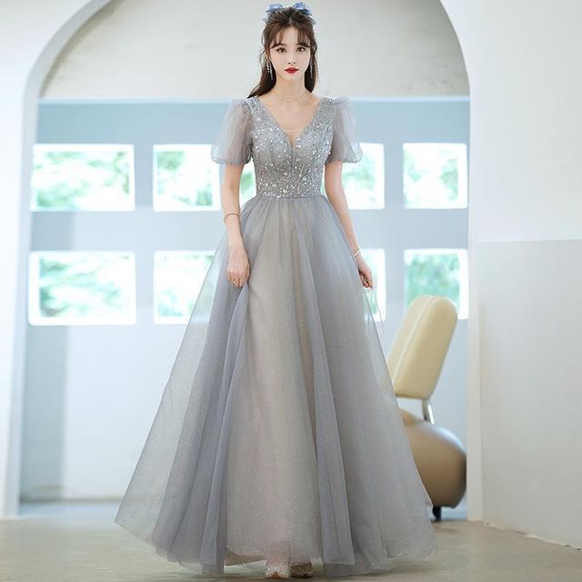 Short-Sleeve V-Neck Mesh A-Line Evening Gown / Midi Evening Dress