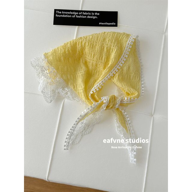 Trim Lace Headkerchief