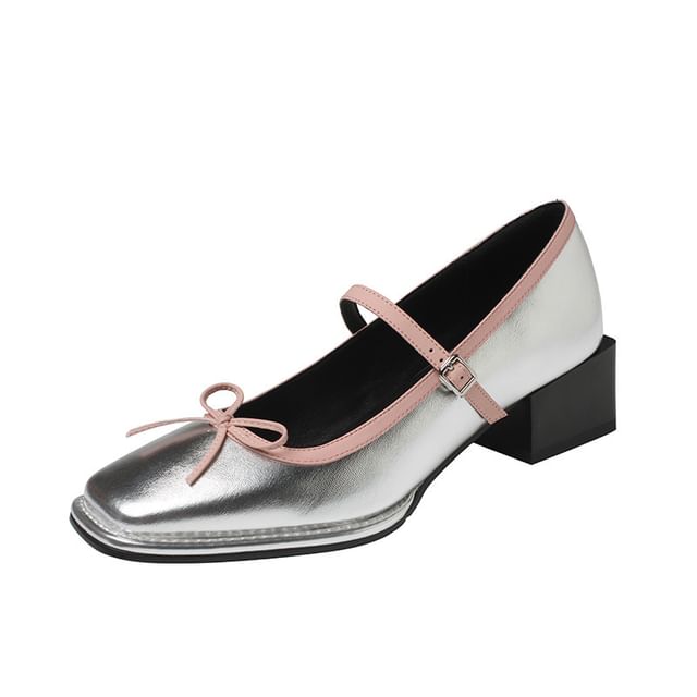 Square Toe Bow Mary Jane Pumps