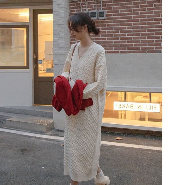 Long-Sleeve V-Neck Plain Midi Sweater Dress