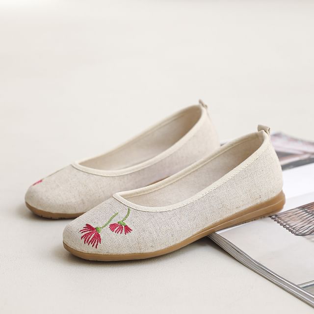 Embroidered Flats Flower
