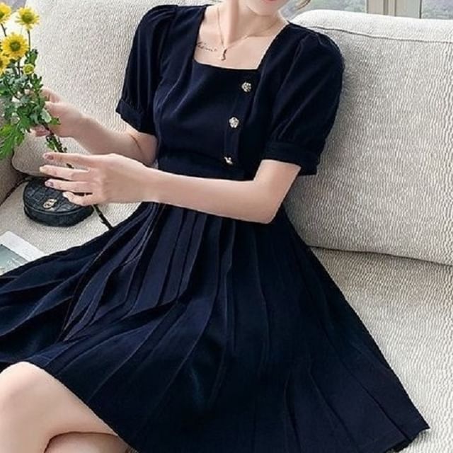 Puff-Sleeve Square Neck Plain A-Line Dress