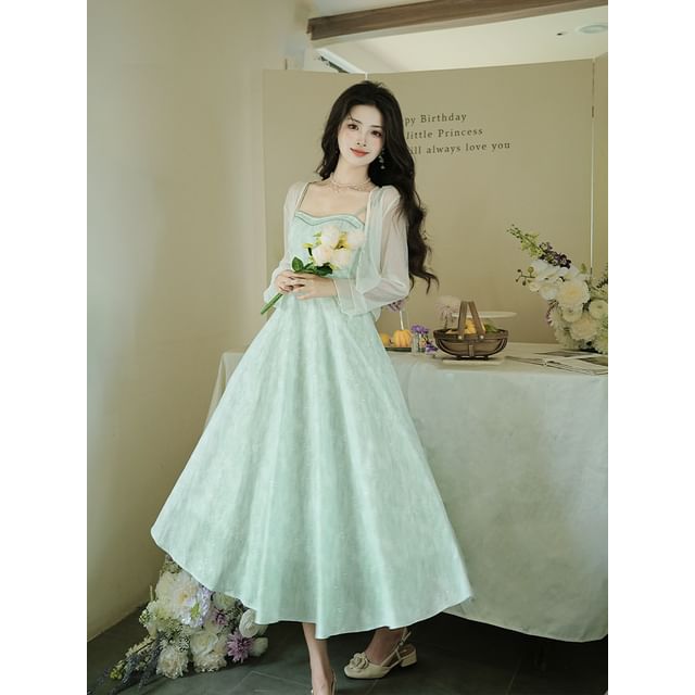 Plain Light Jacket / Spaghetti Strap Patterned Midi A-Line Dress / Set