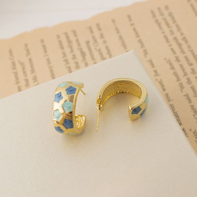 Star Pattern Half Hoop Earring