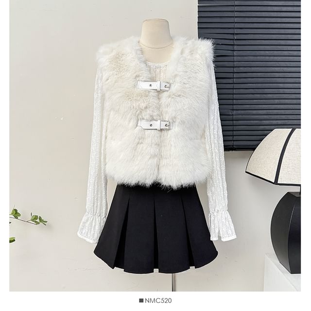 Buckled Faux-Fur V-Neck Vest Jacket