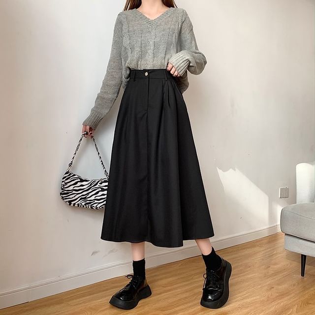 Elevated Waist Solid Midi Flared Skirt