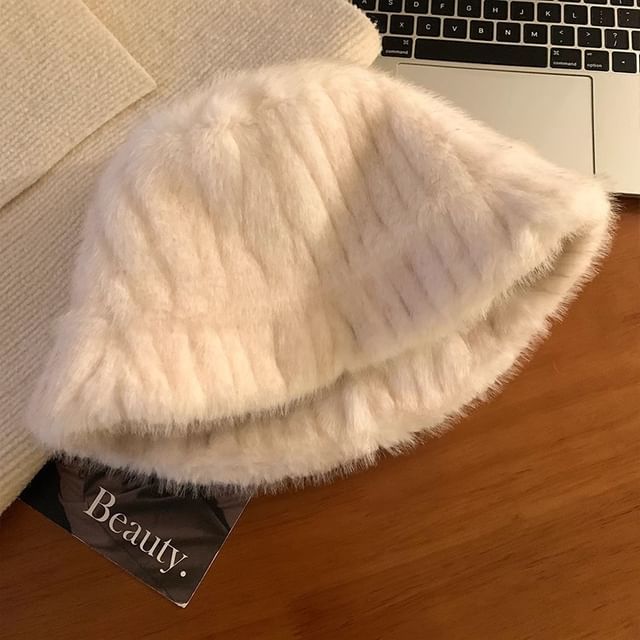 Plain Fluffy Bucket Hat