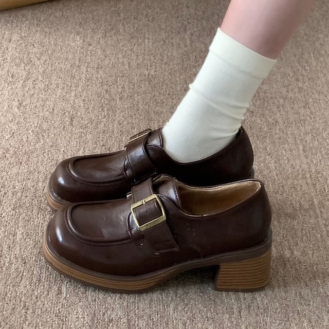 Chunky Heel Plain Buckled Faux Leather Shoes