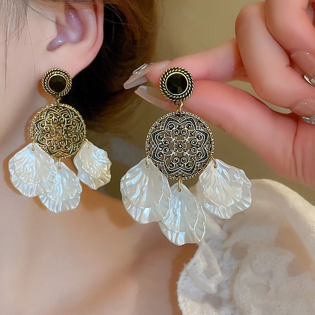 Flower Faux Pearl Ear Stud / Drop Earring