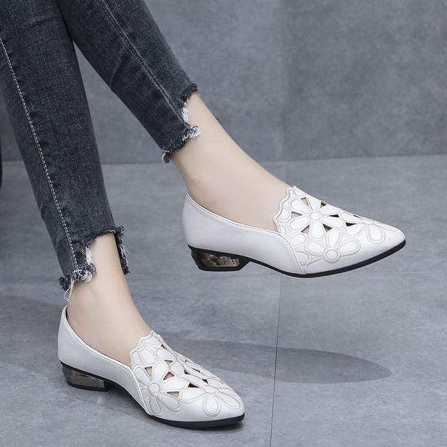 Floral Embroidered Chunky Heel Pumps