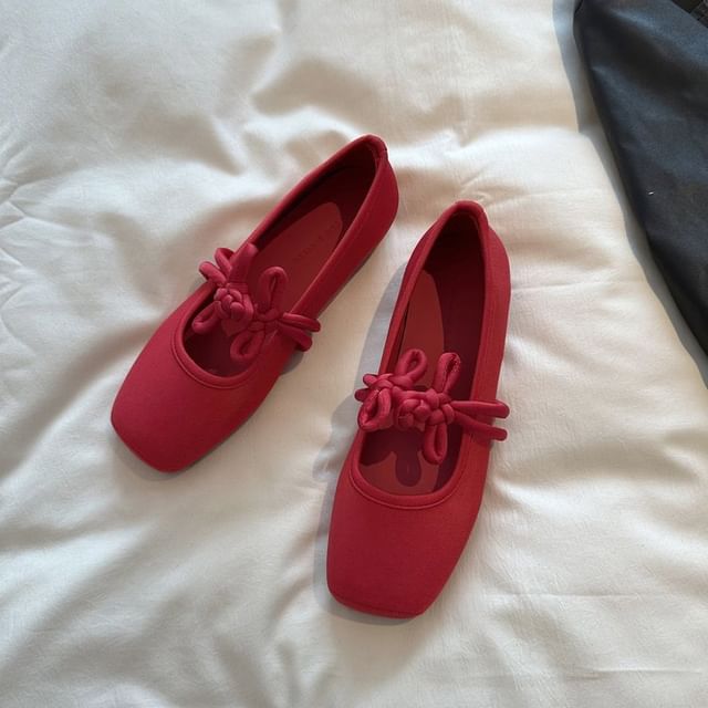 Jane Toe Square Mary Buttoned Flats Plain Frog