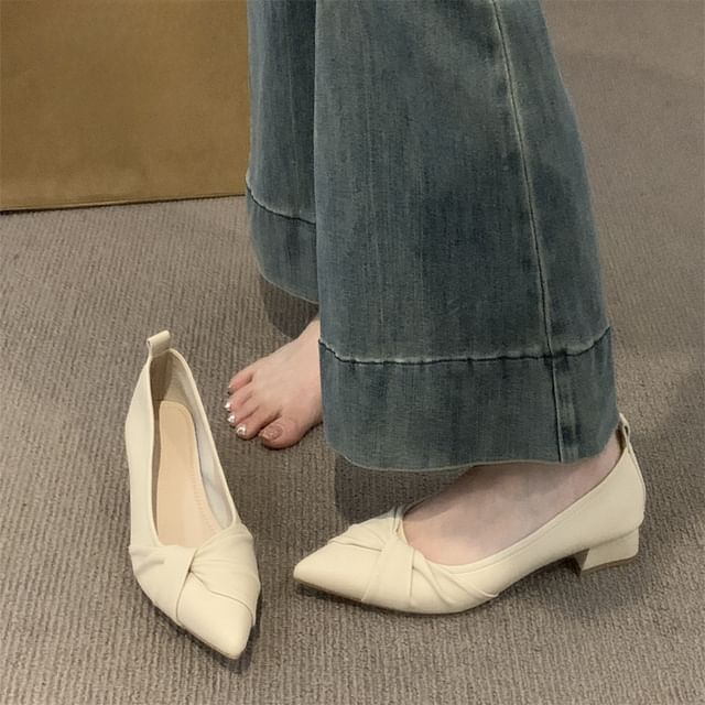 Chunky Heel Pointed Toe Plain Twisted Faux Leather Pumps