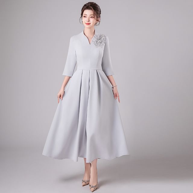 3/4-Sleeve V-Neck Floral Accent Pleated Midi A-Line Cocktail Dress