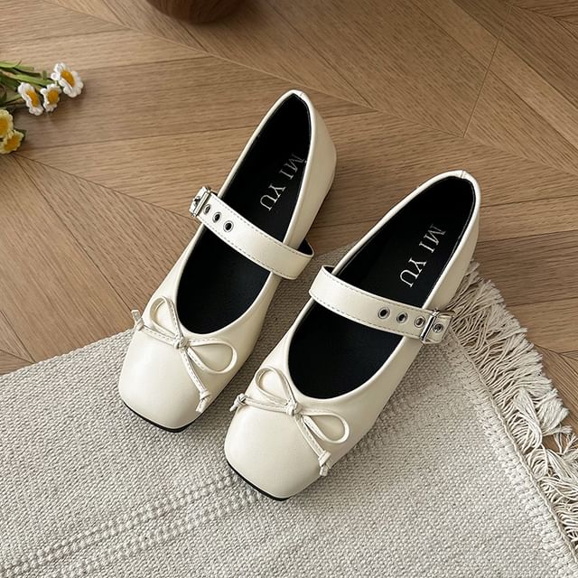 Square-Toe Bow Mary Jane Shoes