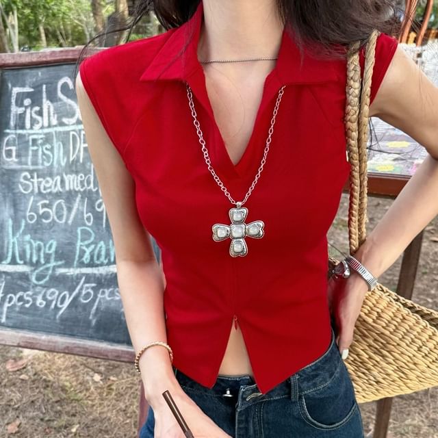 Sleeveless Collared Plain Zipped Slit Slim Fit Crop Top