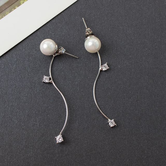 Faux Pearl Rhinestone Alloy Dangle Earring / Ear Cuff (Various Designs)