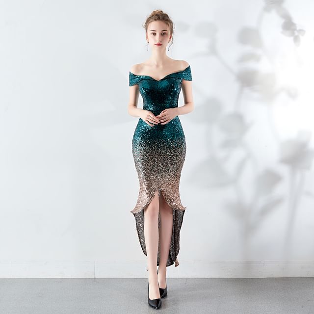 Off Shoulder Short Sleeve Gradient Sequined Mermaid Evening Gown